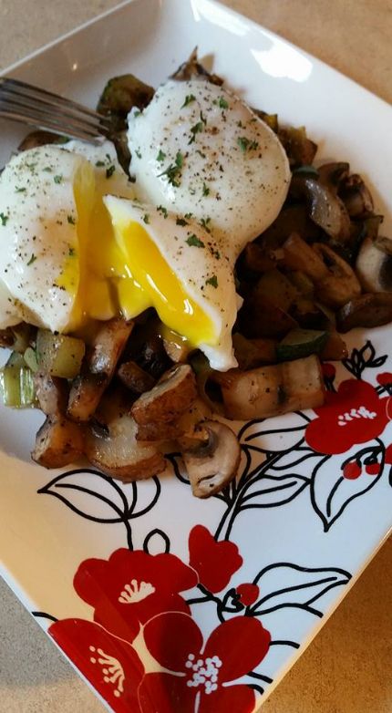 Poached eggs with sauteed leeks, mushrooms, and zucchini