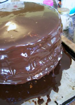 Hobgoblin Chocolate Fudge Cake and Filling