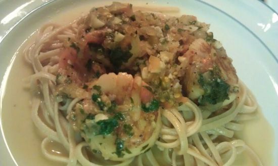 Scallops In White Wine Sauce With Whole-Wheat Linguine