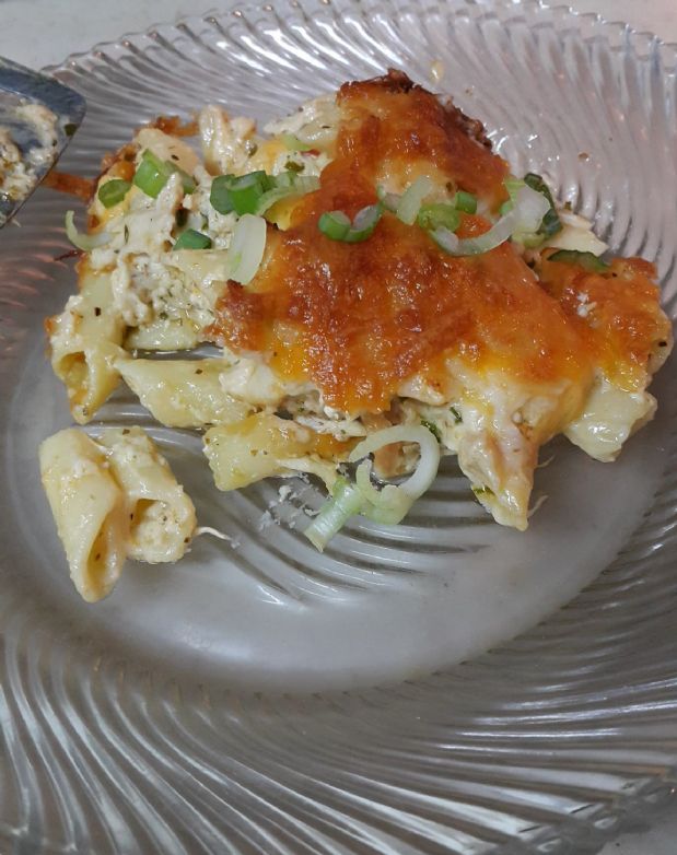 Buffalo Chicken Pasta Bake