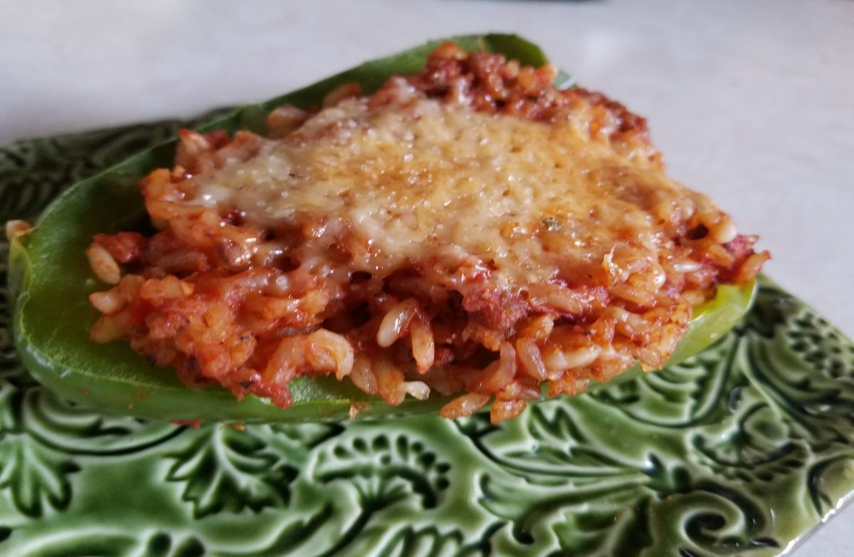 Stuffed peppers with ground turkey