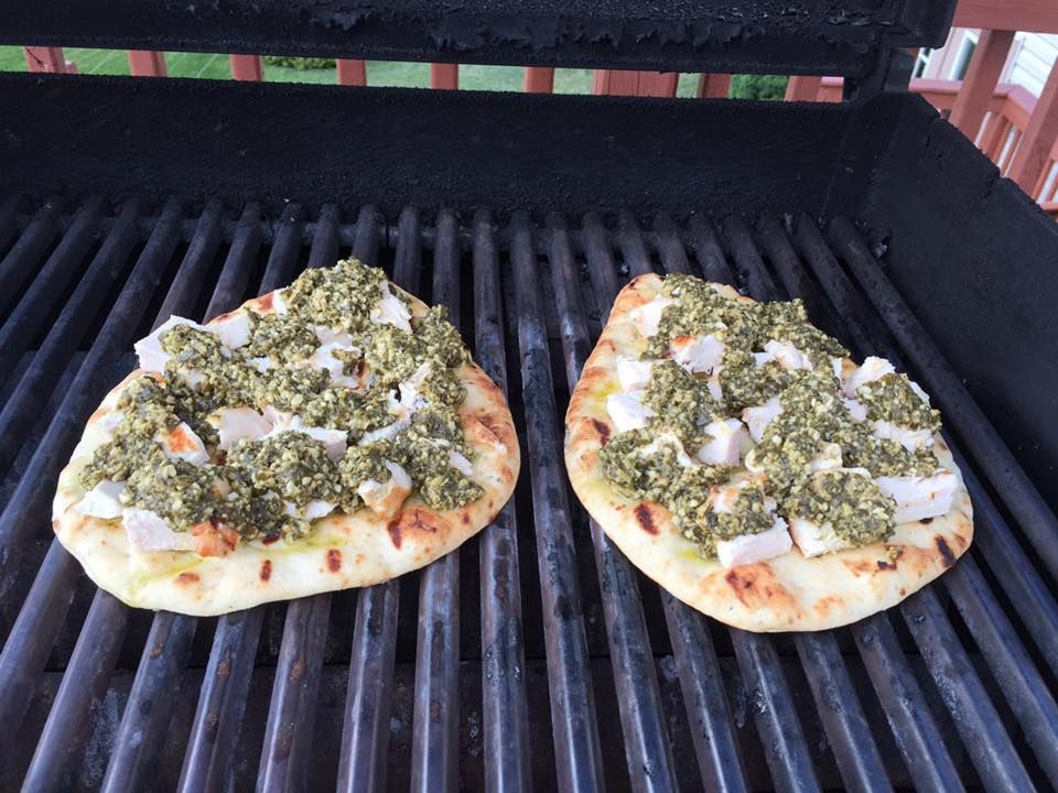 Dutch's Grilled Chicken Pesto Pizza