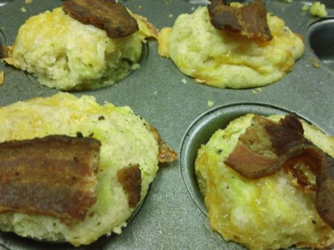 Easy Bacon and Egg Muffins