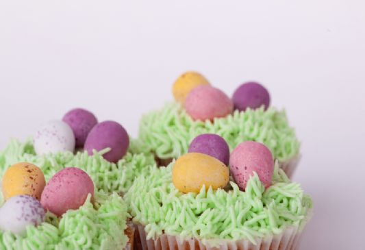 Vanilla Easter Grass Cupcakes