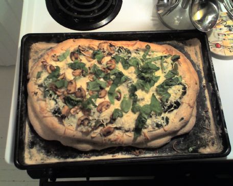 Whole Wheat Veggie Stuffed Crust White Pizza