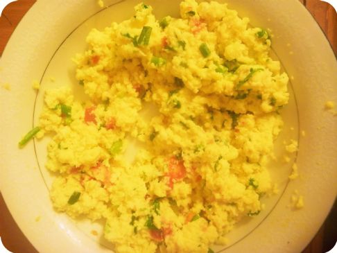 Scrambled Feta Eggs w/ Veggies