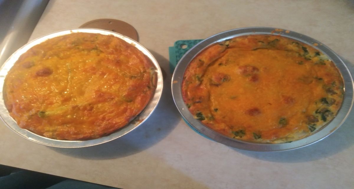 Crustless quiche with sausage spinach onion and green pepper