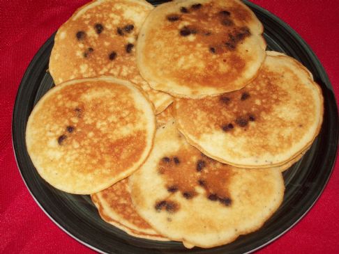 Martha White Chocolate Chip Muffin Mix Pancakes (using 7.4oz-209g pkg)