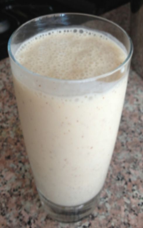 Almond Milk Banana Smoothie - 100 calorie snack