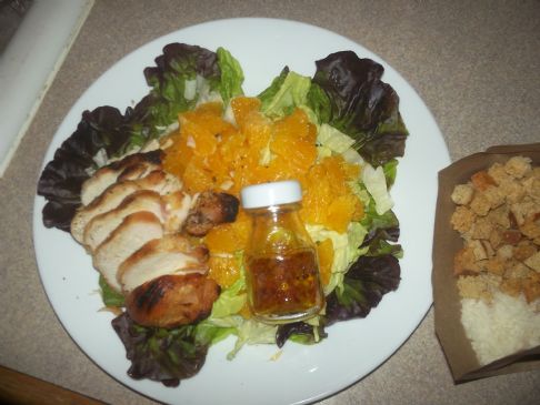 Salad with Chicken, Orange, Wheat Croutons, Parmesan and Vinaigrette