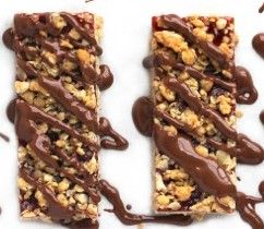 Chocolate Drizzle Strawberry Oat Bars