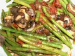 Green Beans with Mushrooms and Tomatoes