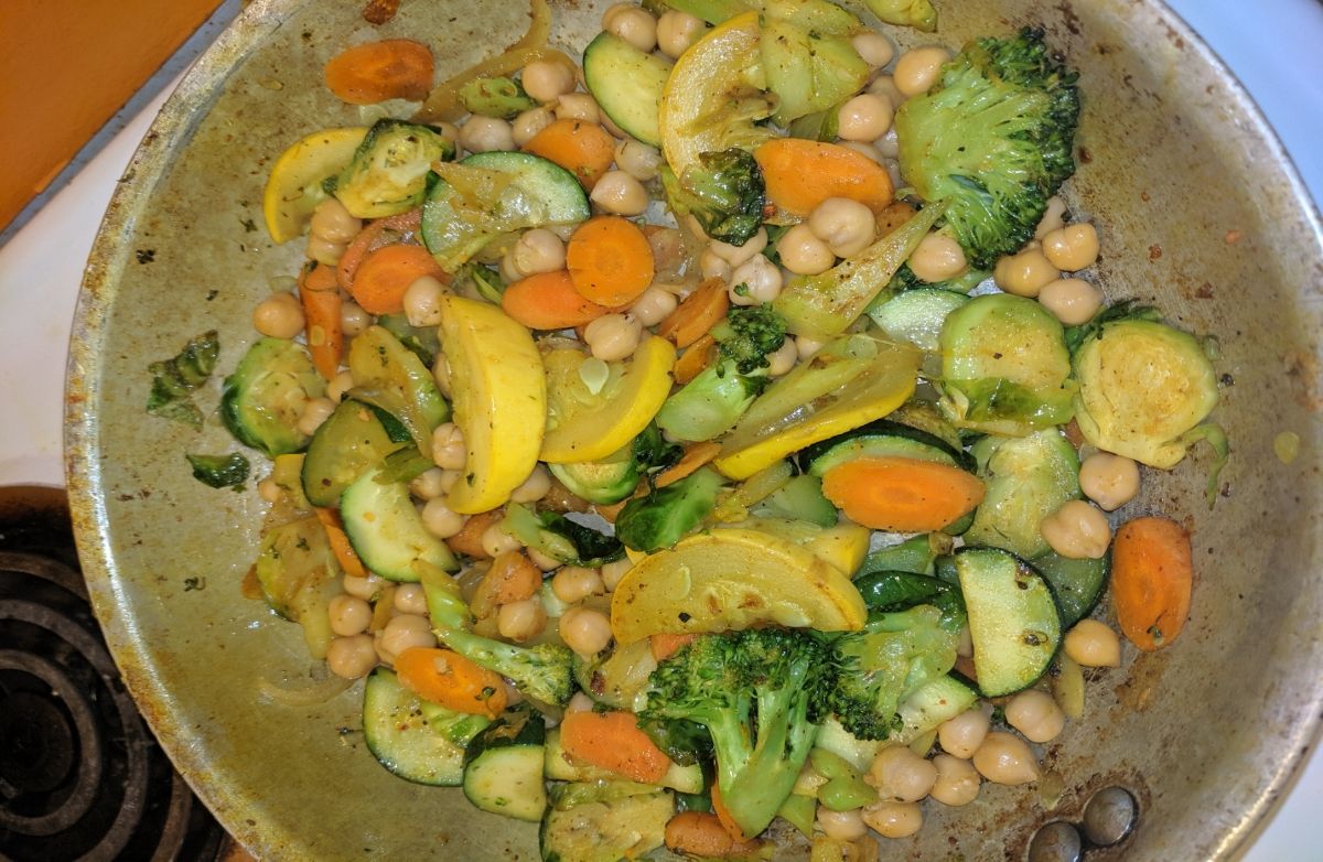 Tumeric Veggie and Chick Pea Stir Fry