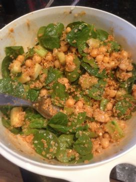 Quinoa, Garbanzo, and Spinach Salad with Smoked Paprika Dressing