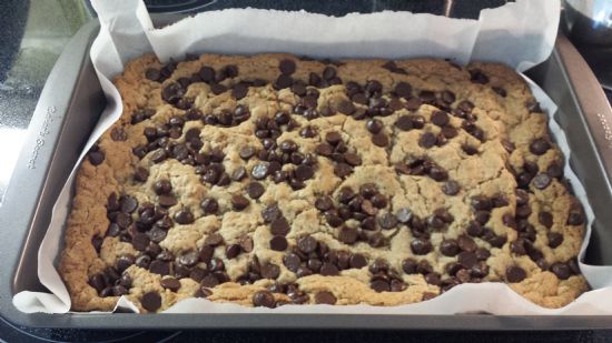 Jenha's GF Peanut Butter Chocolate Chip Cookie Bars