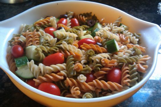 Cucumber and tomato pasta salad