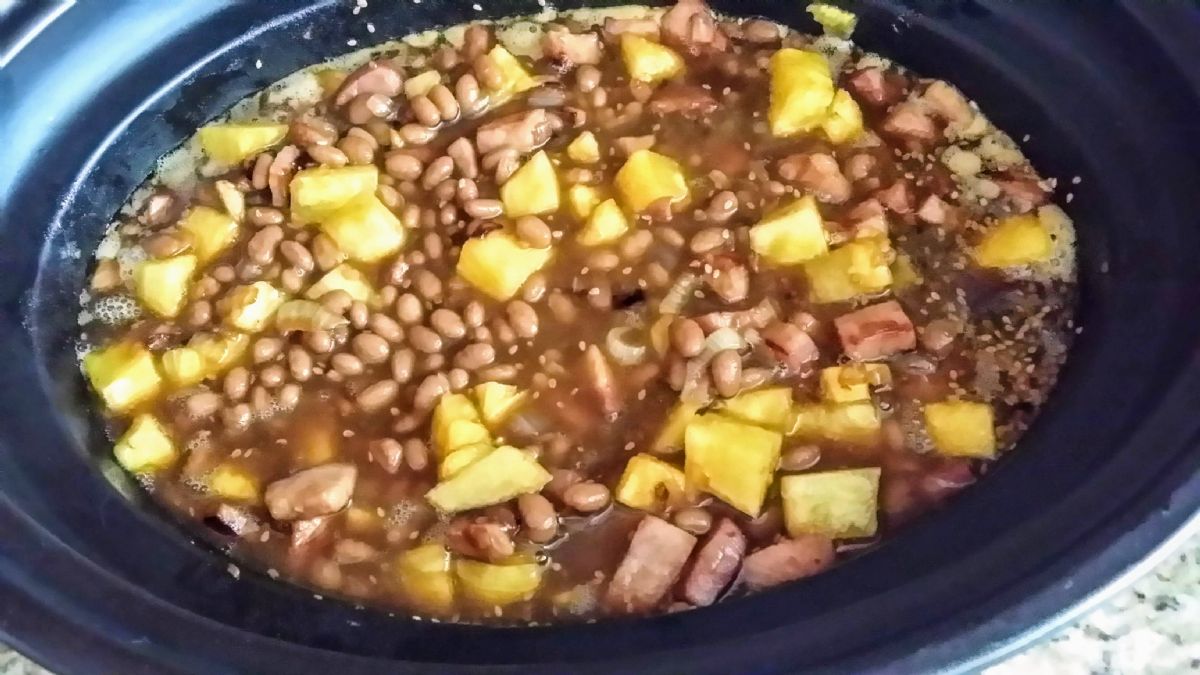 Hawaiian Baked Beans