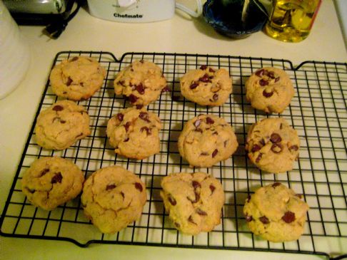 AMAZING Peanut Butter Chocolate Chip Oatmeal Cookies