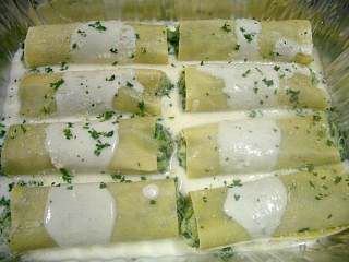 Creamy Chicken Stuffed Manicotti