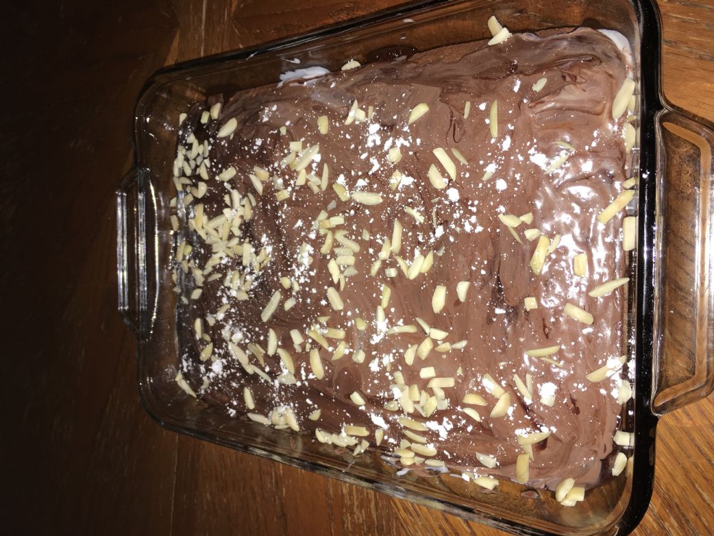 Arnold's Chocolate Cake Suprize