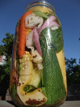 Squash Pickles (recipe for canning)