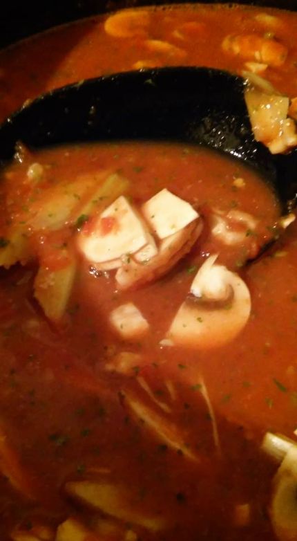 Tomato soup with chicken and brown rice