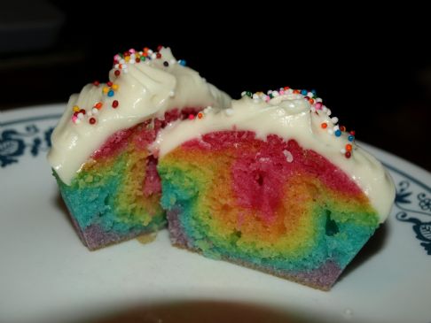 Rainbow Cupcakes with Vanilla Buttercream Frosting