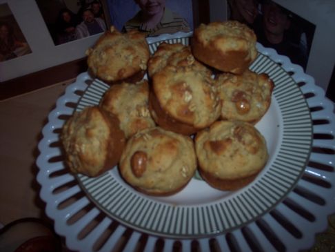 Apple Granola Muffins