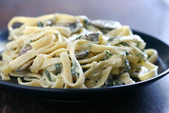 Skinny Fettuccine Alfredo