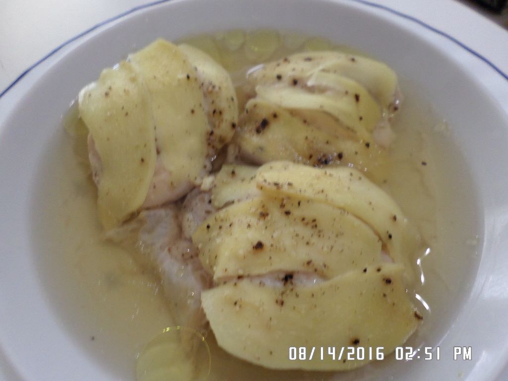 Daisy's Steamed Chicken Thighs