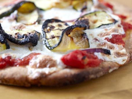 Whole-Wheat Crust Zucchini Pizza with Garlic and Fresh Basil