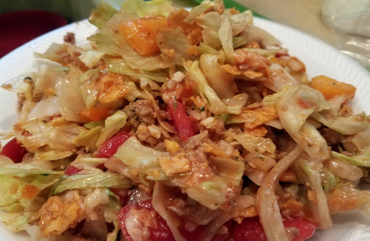 Taco Salad w/Nacho Cheese Chips