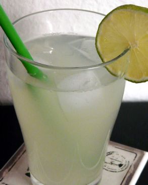Refreshing ginger lemonade
