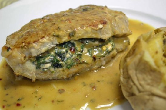 Skinny Creamed-Spinach Stuffed Pork Chops