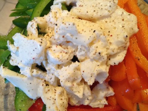 Balsamic Bell Pepper and Mozzarella Salad