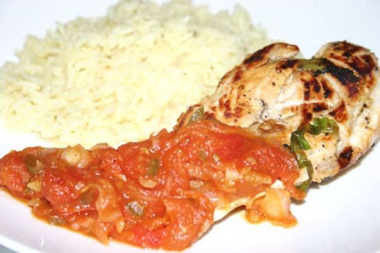 Sauteed Sweet Chicken Breasts with Spicy Tomato Chutney and White Rice