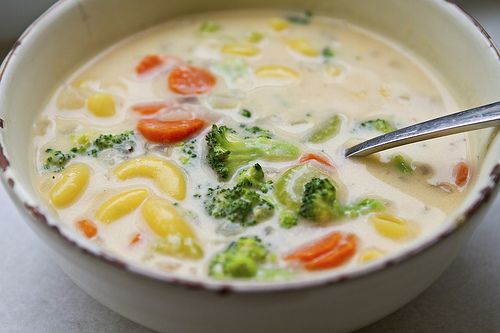 Broccoli Mac and Cheese Soup