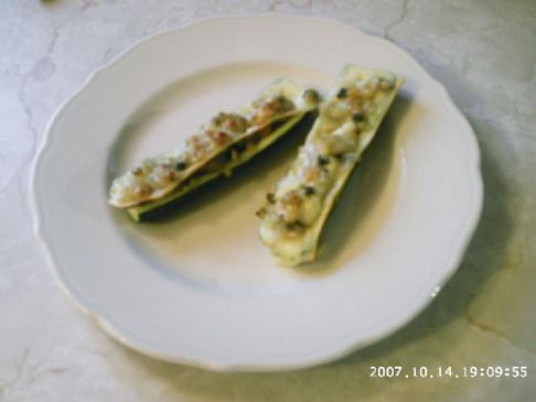 Zucchini boats au gratin