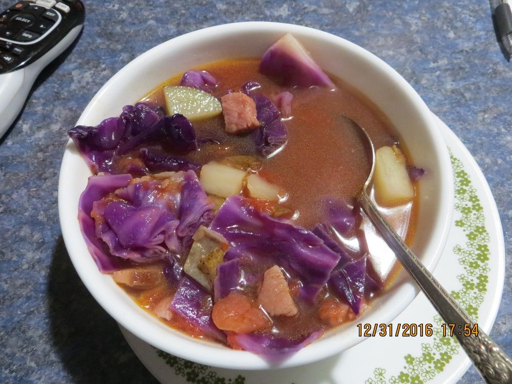 Ham and Red Cabbage Soup (3 cups per serving)