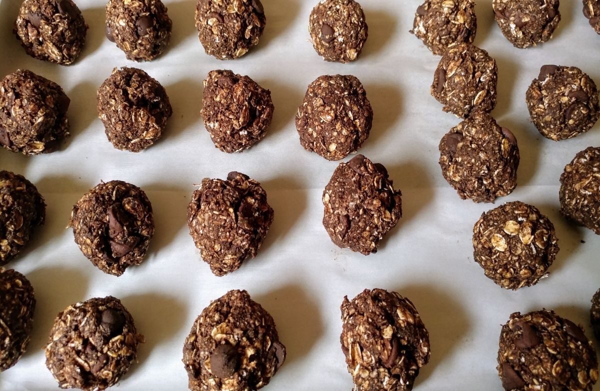 Chocolate Chip Oat Enegry Bites
