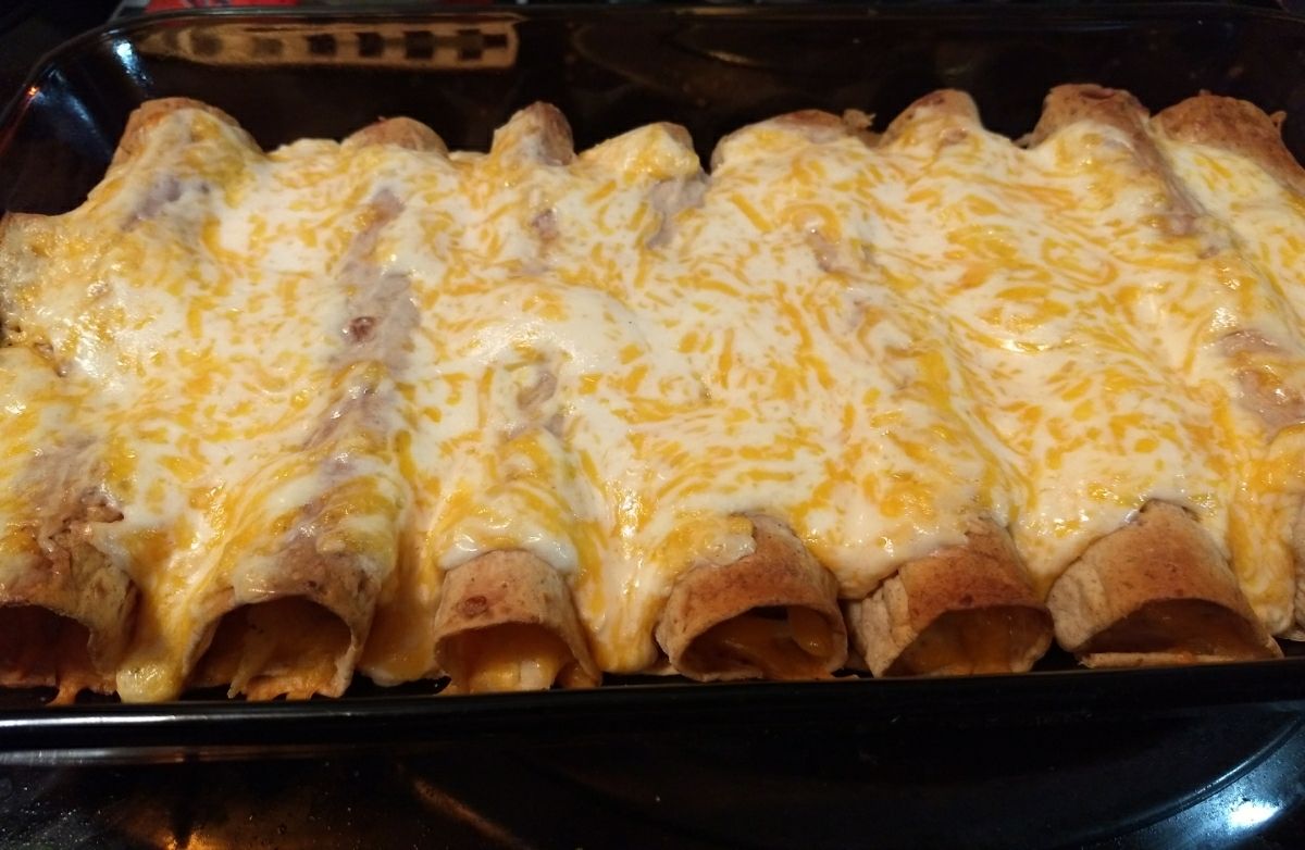 Mama's LC Chicken Enchiladas