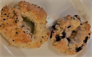 Easy Greek Yogurt Bagels