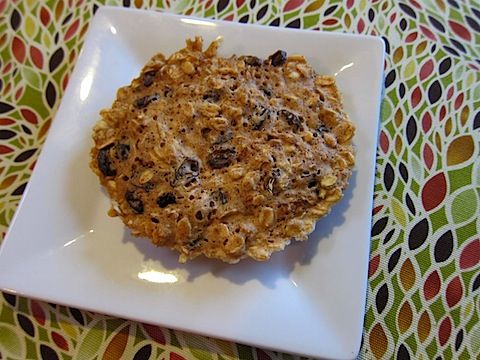 CarrotsNCake.com 3-Minute Oatmeal Cookie