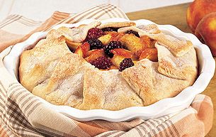 Rustic Peach-Blackberry Pie