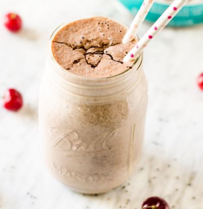 Chocolate Cherry Chia Smoothie