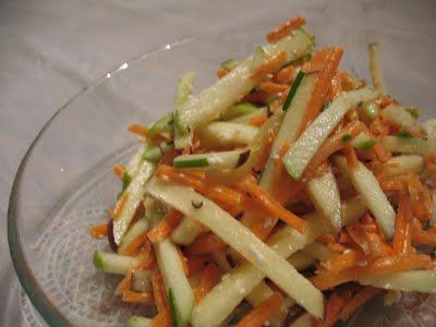 Sweet and Light Carrot and Apple Salad