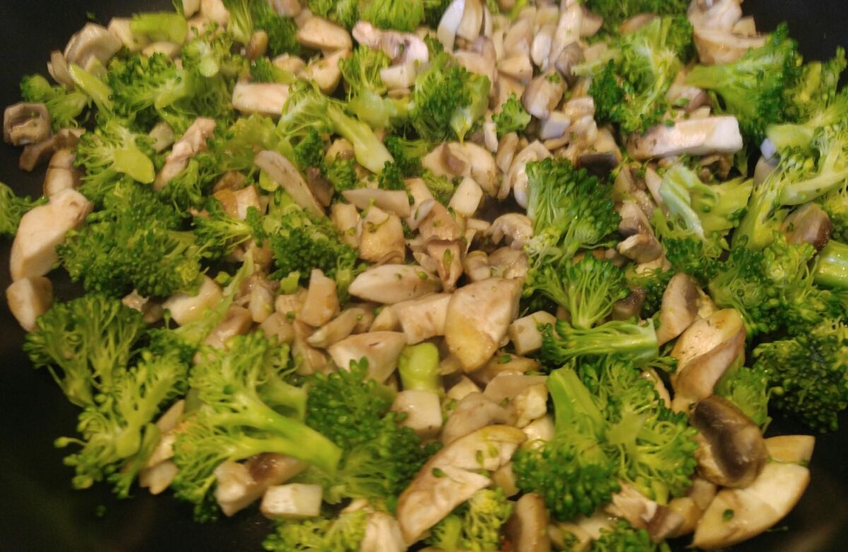 Broccoli Mushroom Frittata