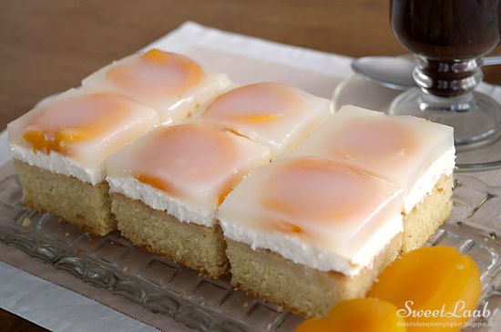 Apricot skinny cake