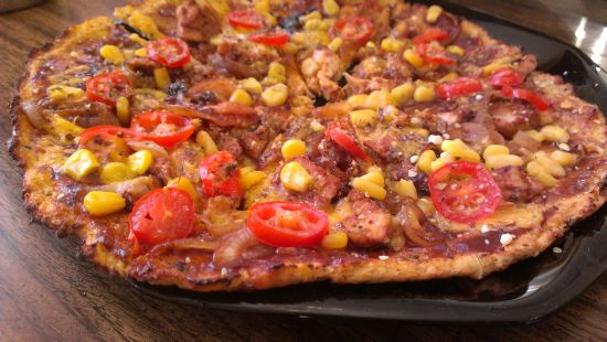 BBQ Chicken Cauliflower Crust Pizza