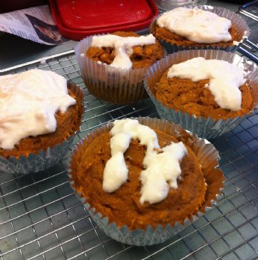 Pumpkin Cranberry Bread Muffins with Creamy Icing